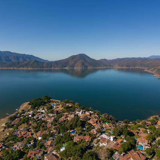 Valle de Bravo & Lake (Valle de Bravo y Lago) - México (State of Mexico) - Rendered - Digital File Digital My Custom Designs PDF